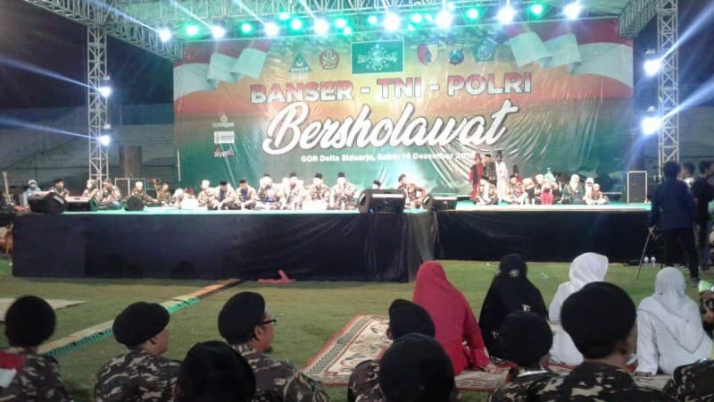 1001 Pemukul Rebana Meriahkan Shalawatan di Stadion Sidoarjo