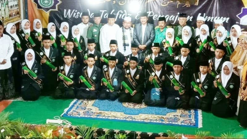 Pesantren Al-Furqon Gresik di Tengah Kawasan Padat Penduduk