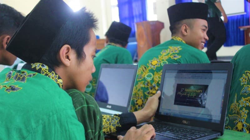 Hadapi Tantangan Digital, Pelajar NU Lamongan Gelar Madrasah Desain