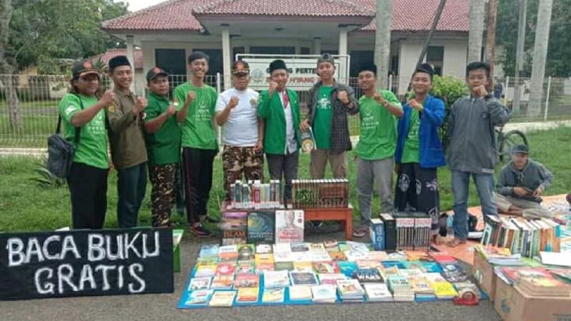 Tingkatkan Minat Literasi Milenial, Ansor di Subang Buka Perpustakaan Keliling