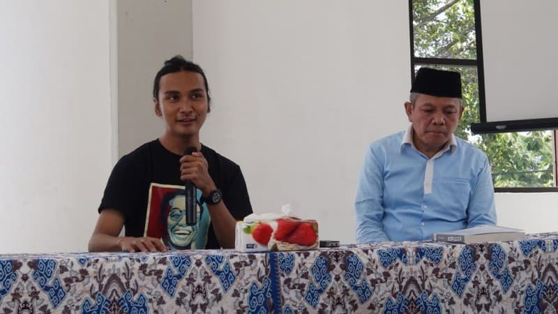 Respons Virdika, Penulis ‘Menjerat Gus Dur’ atas Komentar ‘Sampah’ Fuad Bawazier
