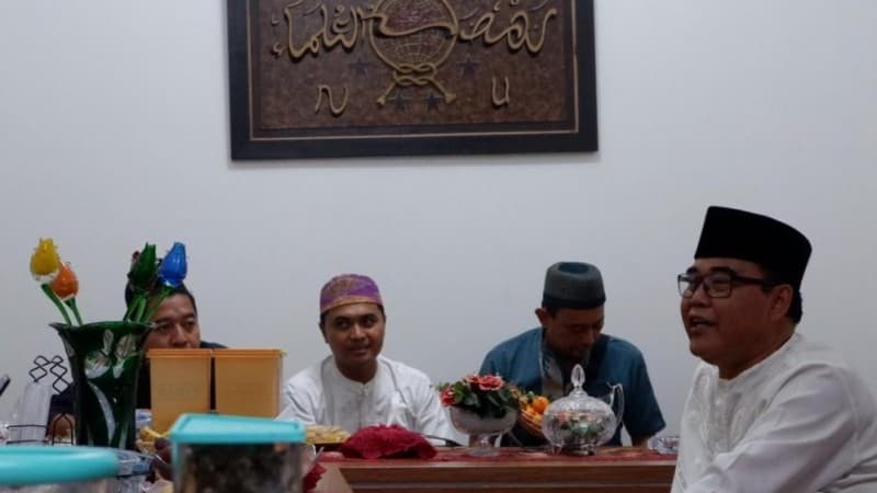 Hubungan Pesantren Sukabumi dan Jombang