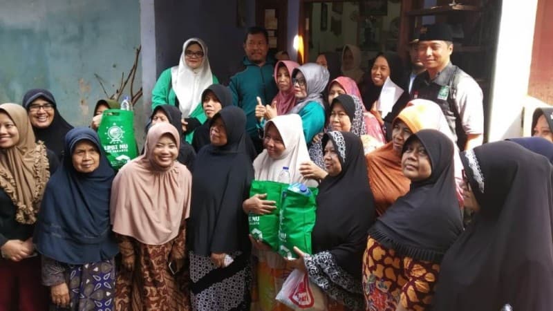 MWCNU Matraman dan NU Peduli Jakarta Serahkan Bantuan untuk Korban Banjir