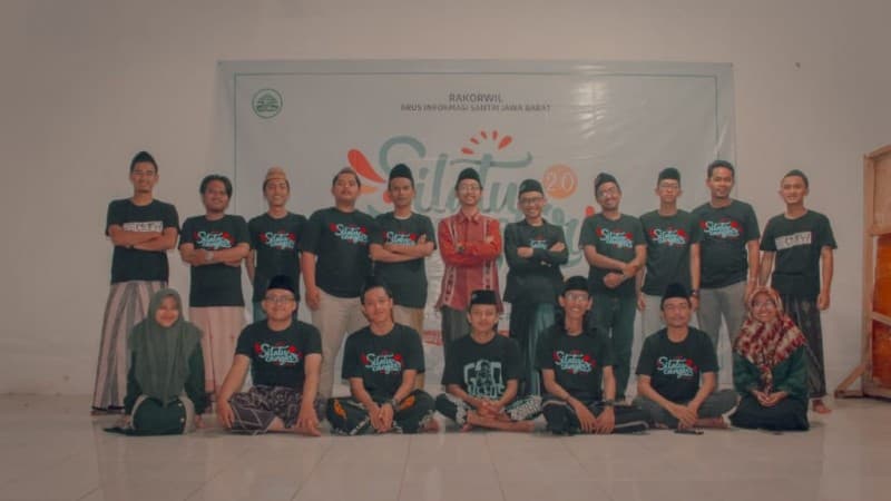 Saatnya Santri Milenial Melek Digital