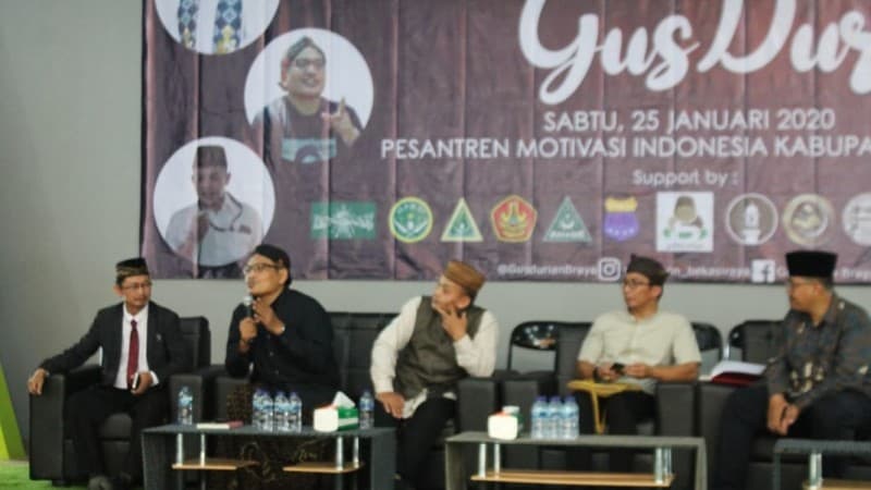 Gus Dur Rangkul Semua Orang, Gus Ulil: Itu Semangat Aswaja
