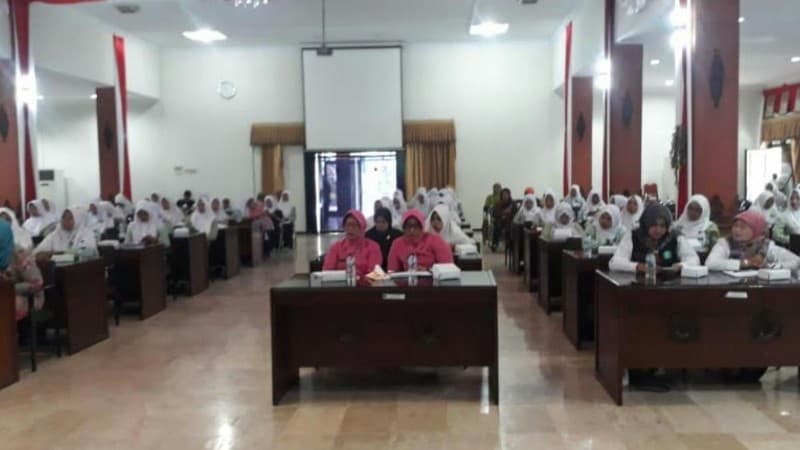 Fatayat NU Karanganyar Bentuk Kader ASI