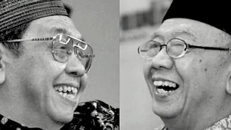 Ketika Gus Dur Puji Gus Sholah