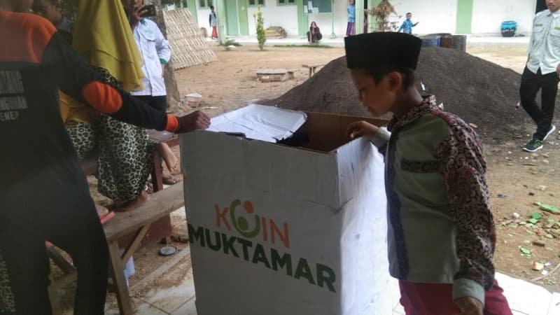 Kirab Koin Muktamar NU Pragaan Sumenep Sambangi Pelajar
