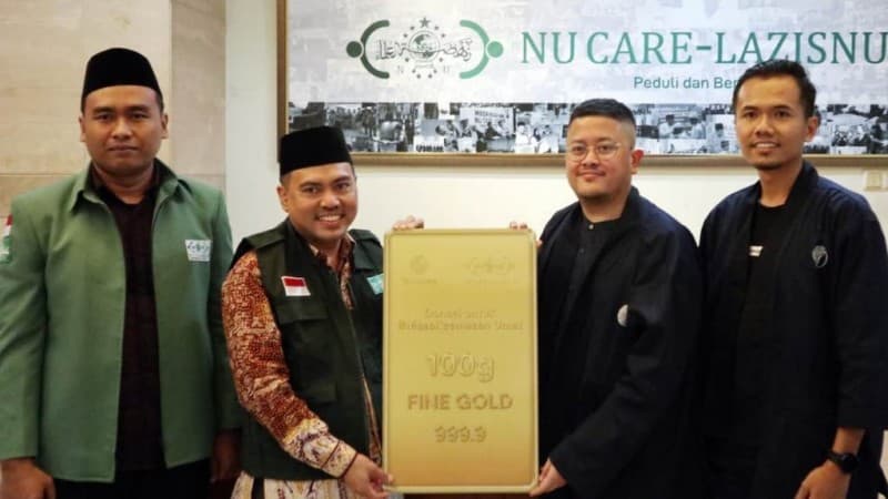 NU Care-LAZISNU Pelopori Donasi Emas