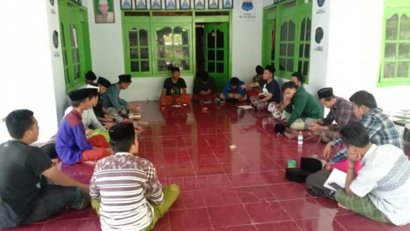 Dinilai Rugikan Rakyat, PMII Guluk-Guluk Kritisi Omnibus Law