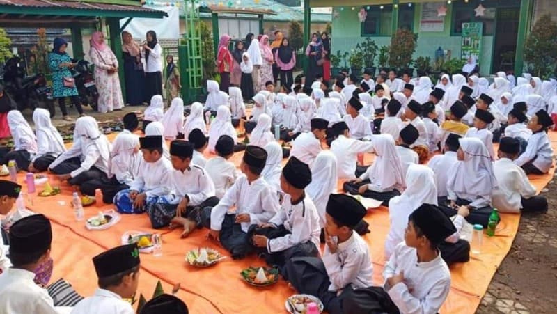 Beragam Kegiatan Pembentukan Karakter di MIMANU Penolih Purbalingga