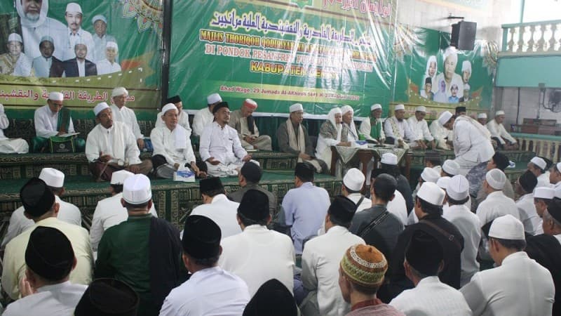 Untuk Bertarekat Jangan Tunggu Jadi Orang Baik