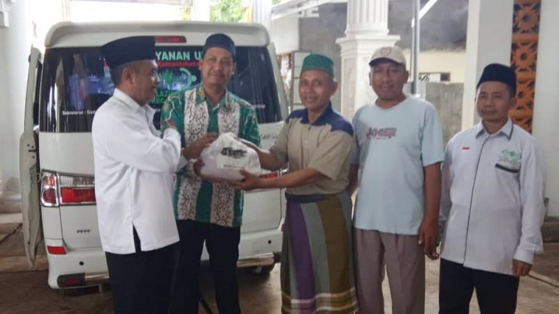 NU Kudus Peduli Salurkan Air Bersih dan 800 Paket untuk Korban Banjir