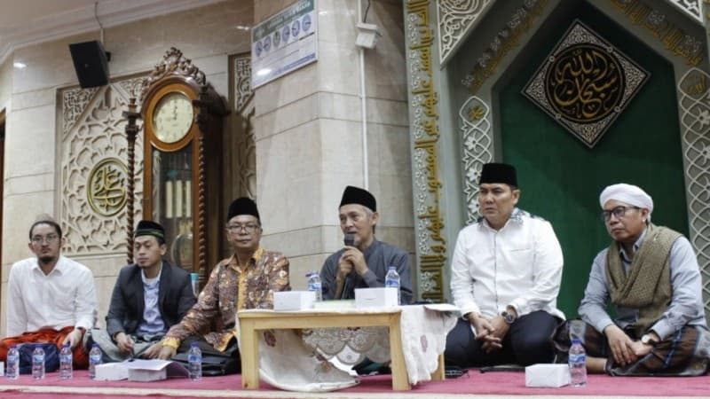 Cegah Corona, Kiai Kafabihi Mahrus Ingatkan Nahdliyin Baca Doa Sapu Jagat