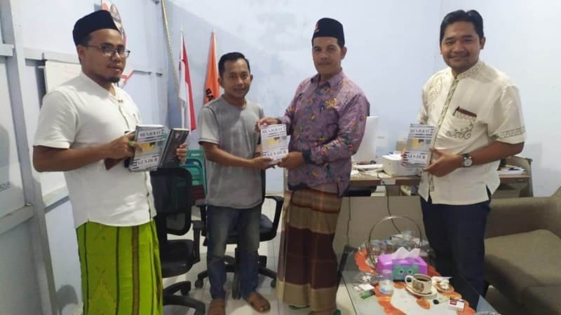 Bagikan ‘Menjerat Gus Dur’, GP Ansor Berharap Bawaslu Pamekasan Tegas dan Berani