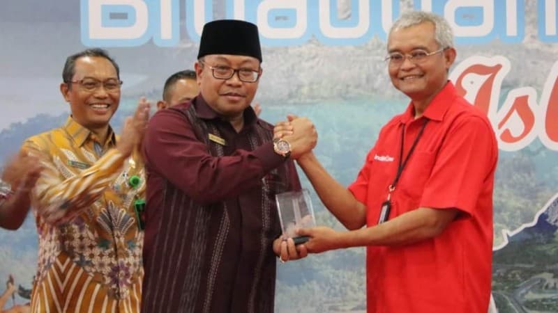Telkom Resmikan Lombok Modern Broadband Island