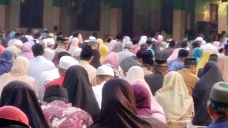 Mustasyar NU Jateng Ajak Umat Islam Perbanyak Baca Istighotsah