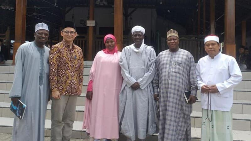 Sejumlah Ulama Nigeria Kunjungi Buntet Pesantren