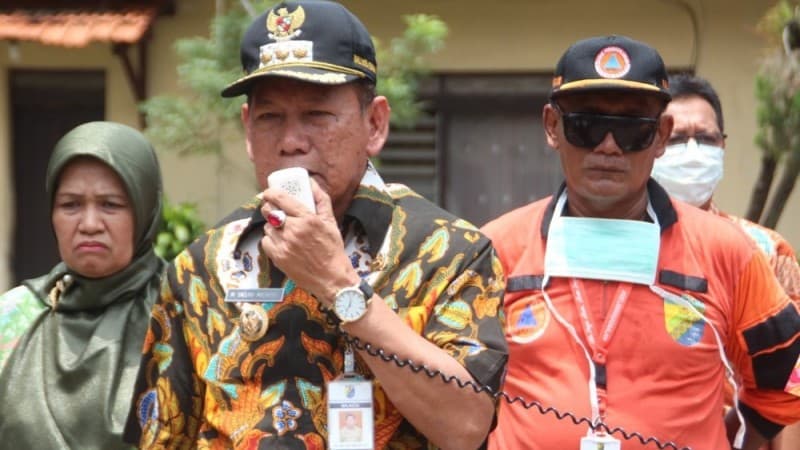 Cegah Dini Corona, Pemkot Pekalongan Semprotkan Disinfektan di Rumah Ibadah 