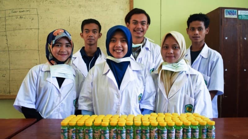 Unisda Lamongan Produksi Antiseptik Pembersih Tangan Standar WHO
