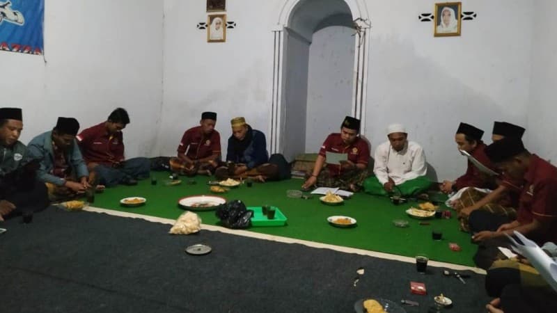 NU Kemuning Lor Sinergi dengan Pemdes Lakukan Penyemprotan Disinfektan