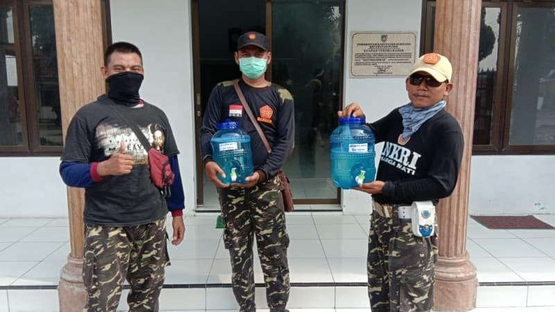 Sasar Fasilitas Publik, Satgas Ansor di Jombang Bantu Cegah Covid-19