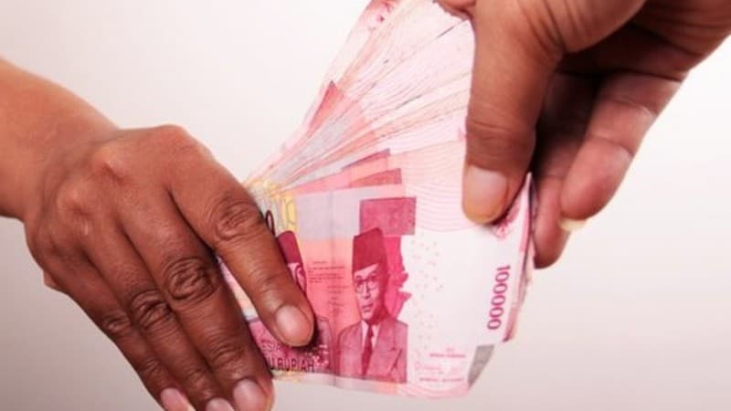 Pemerintah Harus Pastikan Kelompok Miskin Terdampak Covid-19 Dapat BLT