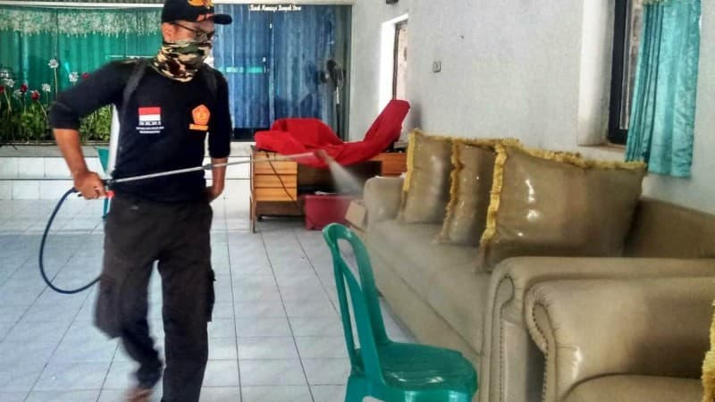 Warga di Sidoarjo Diajak Gelar Semprot Disinfektan secara Mandiri