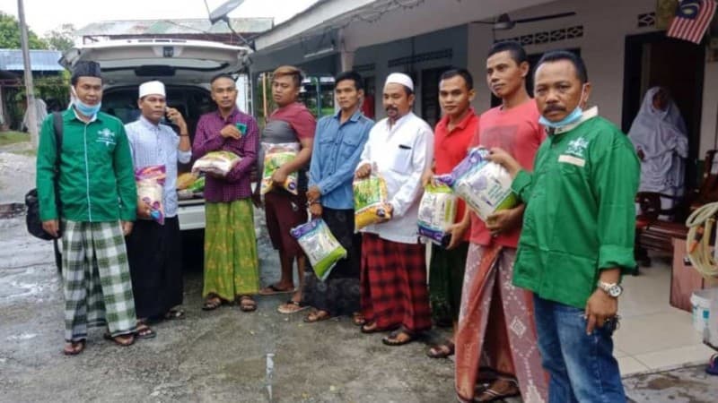 NU Malaysia Bagikan Sembako untuk WNI
