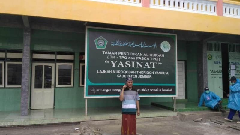 Halau Corona, Santri Yasinat Jember Dilarang Ketemu ‘Orang Luar’