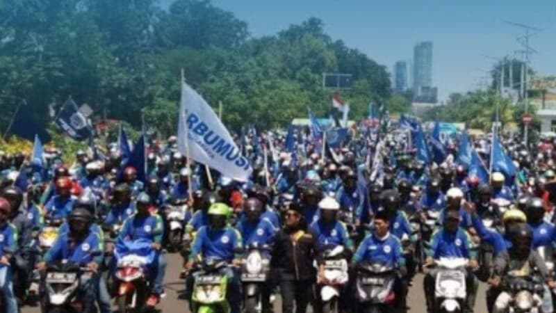 Serikat Buruh NU: Pekerja Di-PHK dan Dirumahkan Lebih Butuh Uang daripada Pelatihan