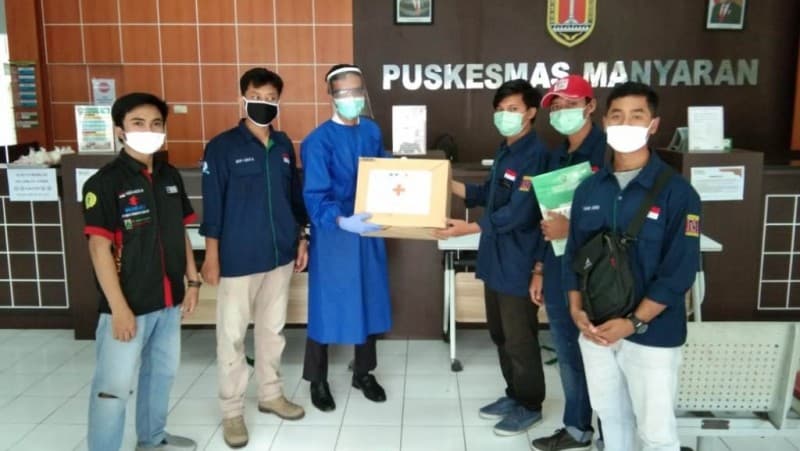 Mahasiswa Unwahas Salurkan Pelindung Wajah ke 4 Puskesmas 