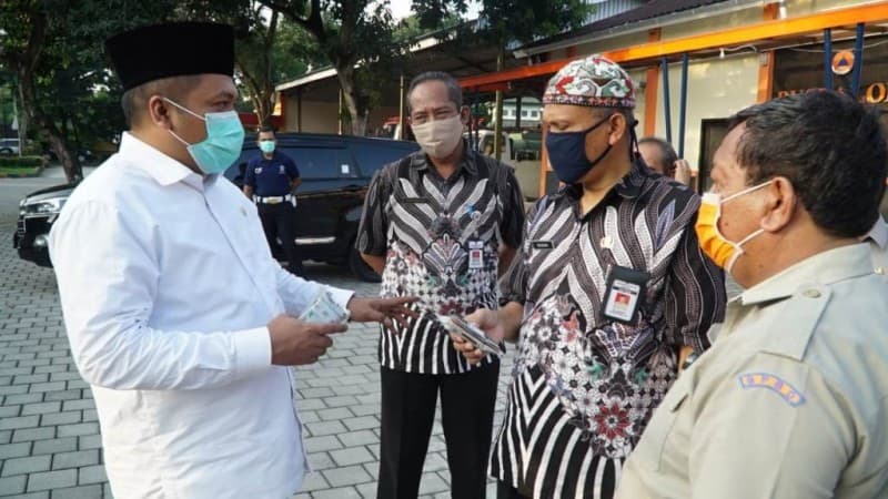 Atasi Covid-19 dengan Perkuat Ketahanan Pangan dan Bantu Tenaga Medis
