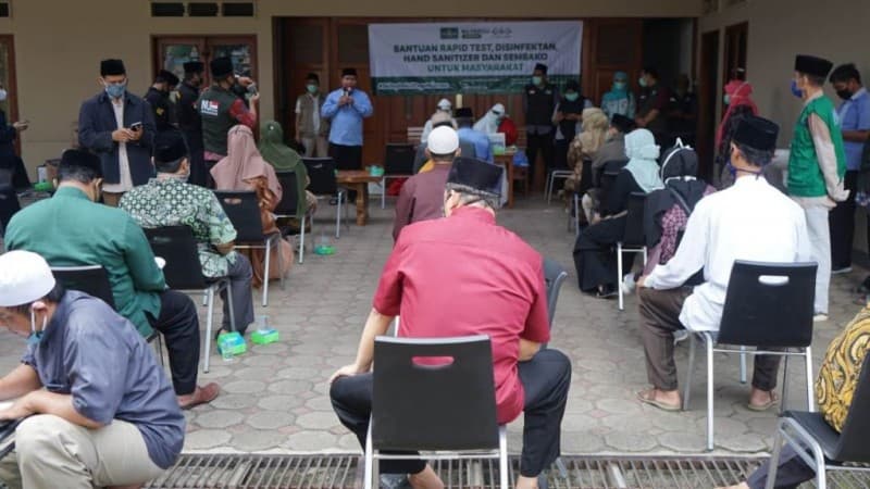 Satgas NU Peduli Lakukan 'Rapid Test' Corona kepada Imam Masjid dan Guru Ngaji