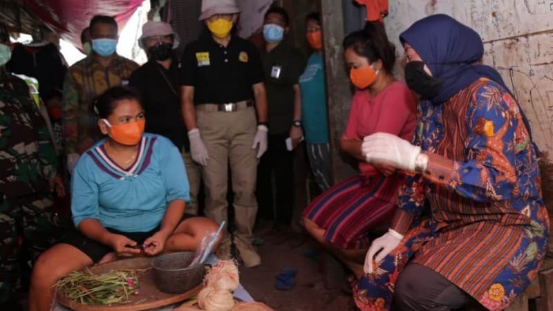 Menaker Berdayakan Korban PHK melalui Padat Karya