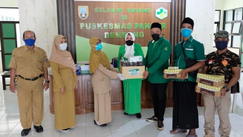 Fatayat NU dan GP Ansor Lasem Ajak Masyarakat Dukung Tenaga Medis