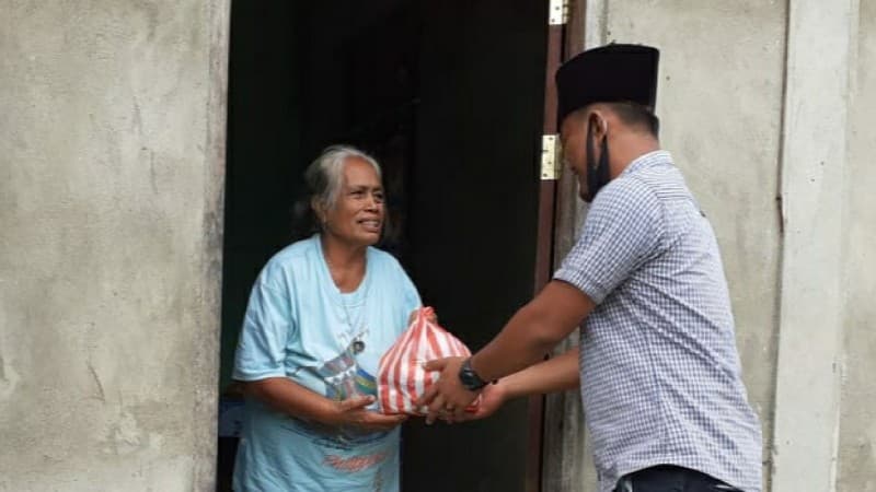 Dengan Iuran, Madin di Teluk Bintuni Bantu Warga Terdampak Covid-19