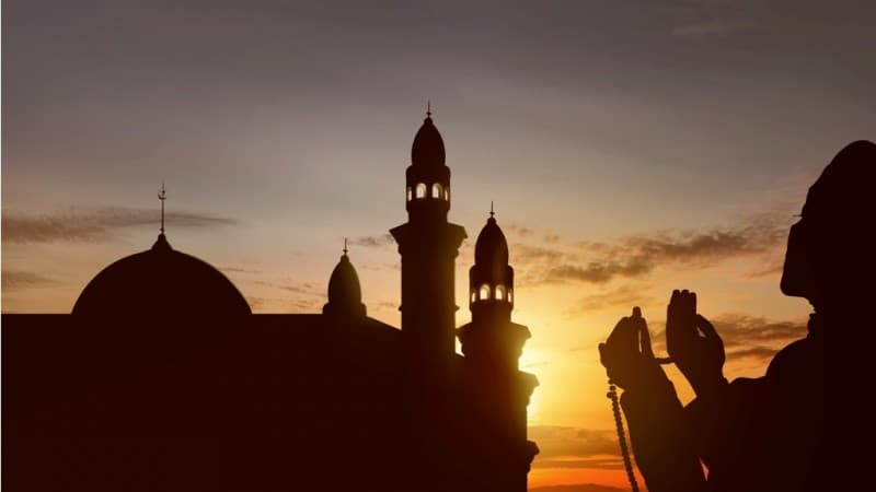 Tarawih di Rumah Upaya Jaga Kesucian Masjid dari Virus