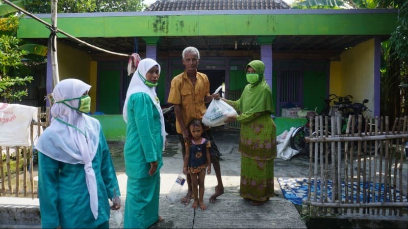 Lawan Corona, Nahdliyin Lamongan di Perantauan Bantu Warga Kampung Halaman