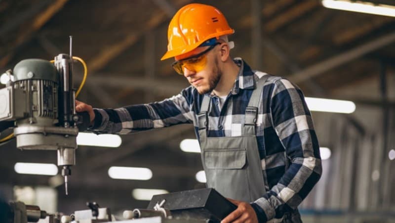 Jangan Alasan Ada Wabah, Pengusaha Lalaikan Upah dan THR