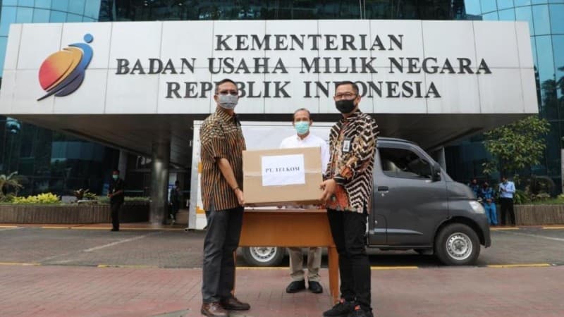 TelkomGroup Serahkan 44 Ventilator melalui Yayasan BUMN