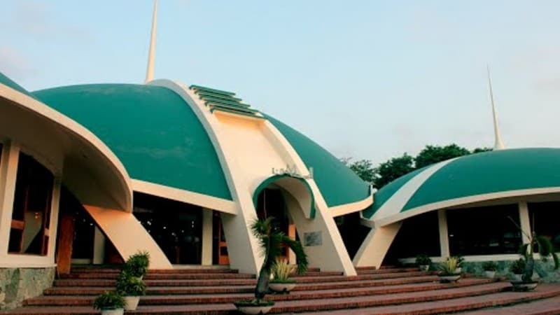 Masjid Jamik Al-Baitul Amin Jember Tiadakan Shalat Idul Fitri