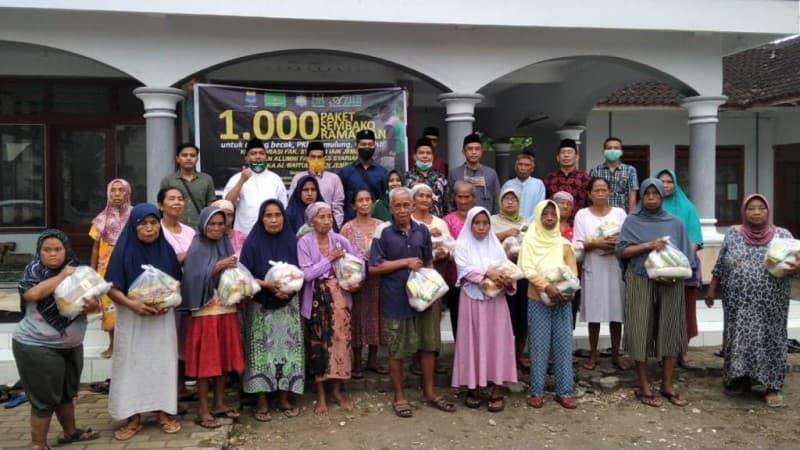 Penghasilan Buruh di Jember Terhenti, Mahasiswa Aktifkan Sepako