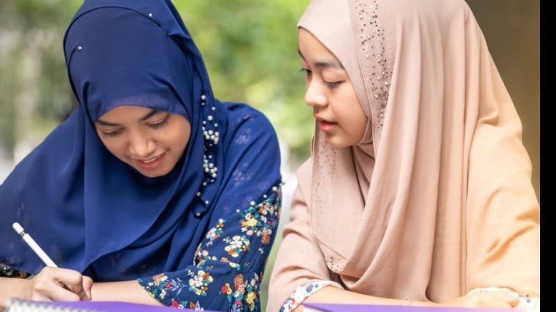 Menjaga Nyala Api Belajar Siswa dan Santri
