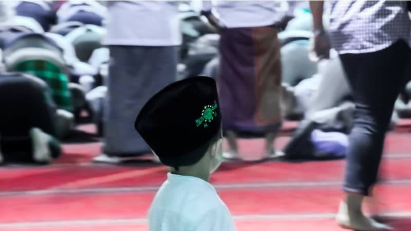 Aturan Mufaraqah Makmum dari Imam dalam Shalat Berjamaah