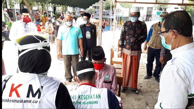 Pesantren Kiai Anwar Zahid Bojonegoro Beri Layanan Rapid Test Gratis