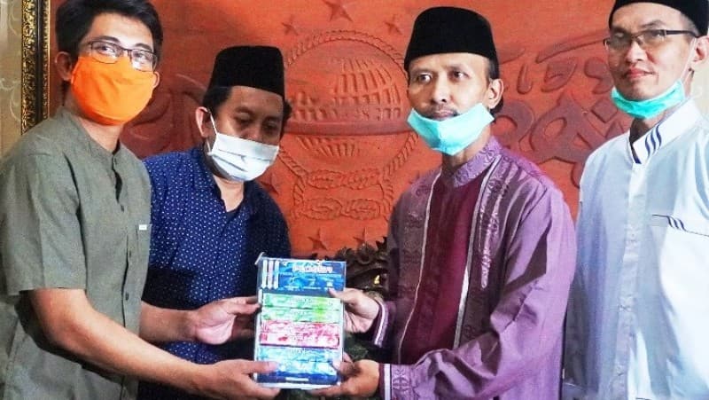 Satgas Covid-19 NU Jatim Salurkan Obat Pencegah Corona dan Demam Berdarah
