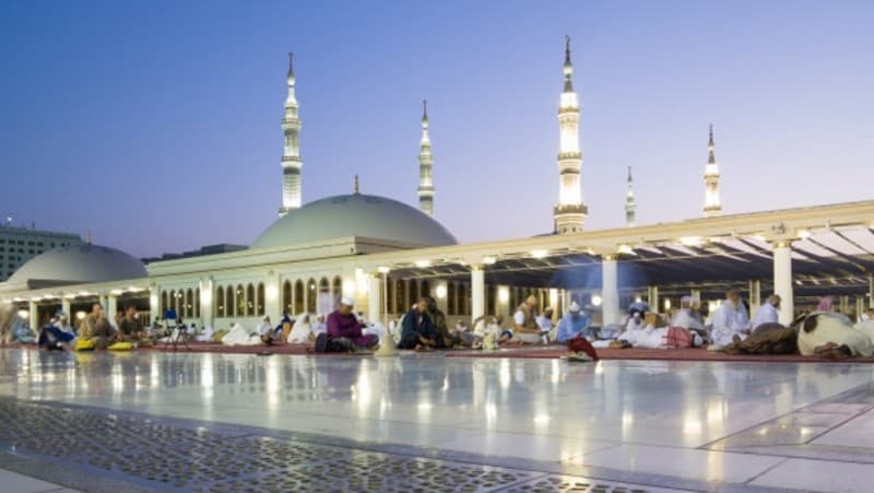 Khutbah Jumat: Keutamaan Bulan Dzulqa’dah dan Peristiwa Penting di Dalamnya