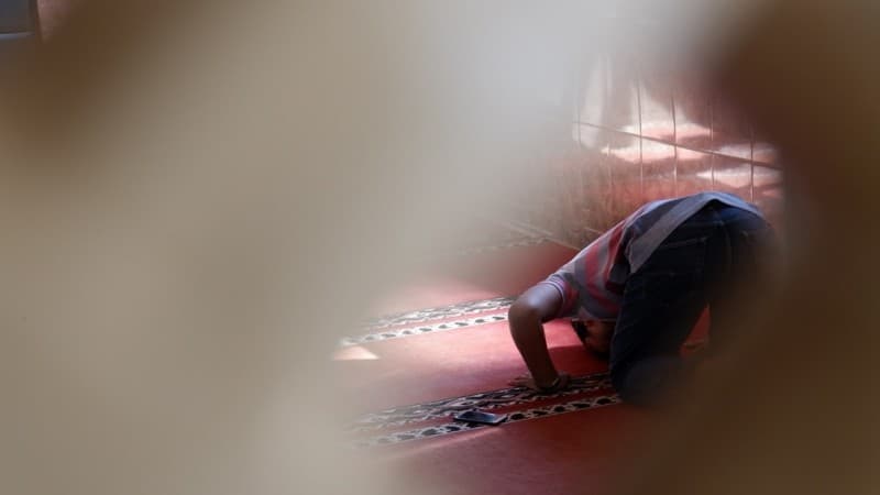 Hukum Mengulang Shalat karena Merasa Tak Khusyuk