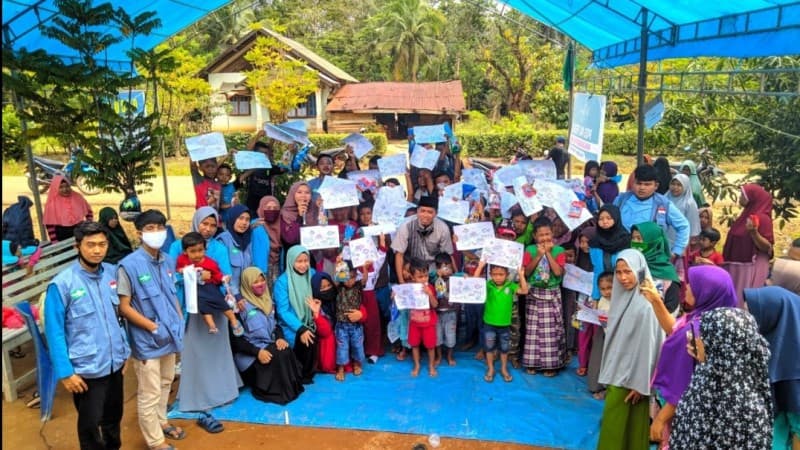 NU Care-LAZISNU Berikan  Trauma Healing kepada Anak-anak Korban Banjir Konawe
